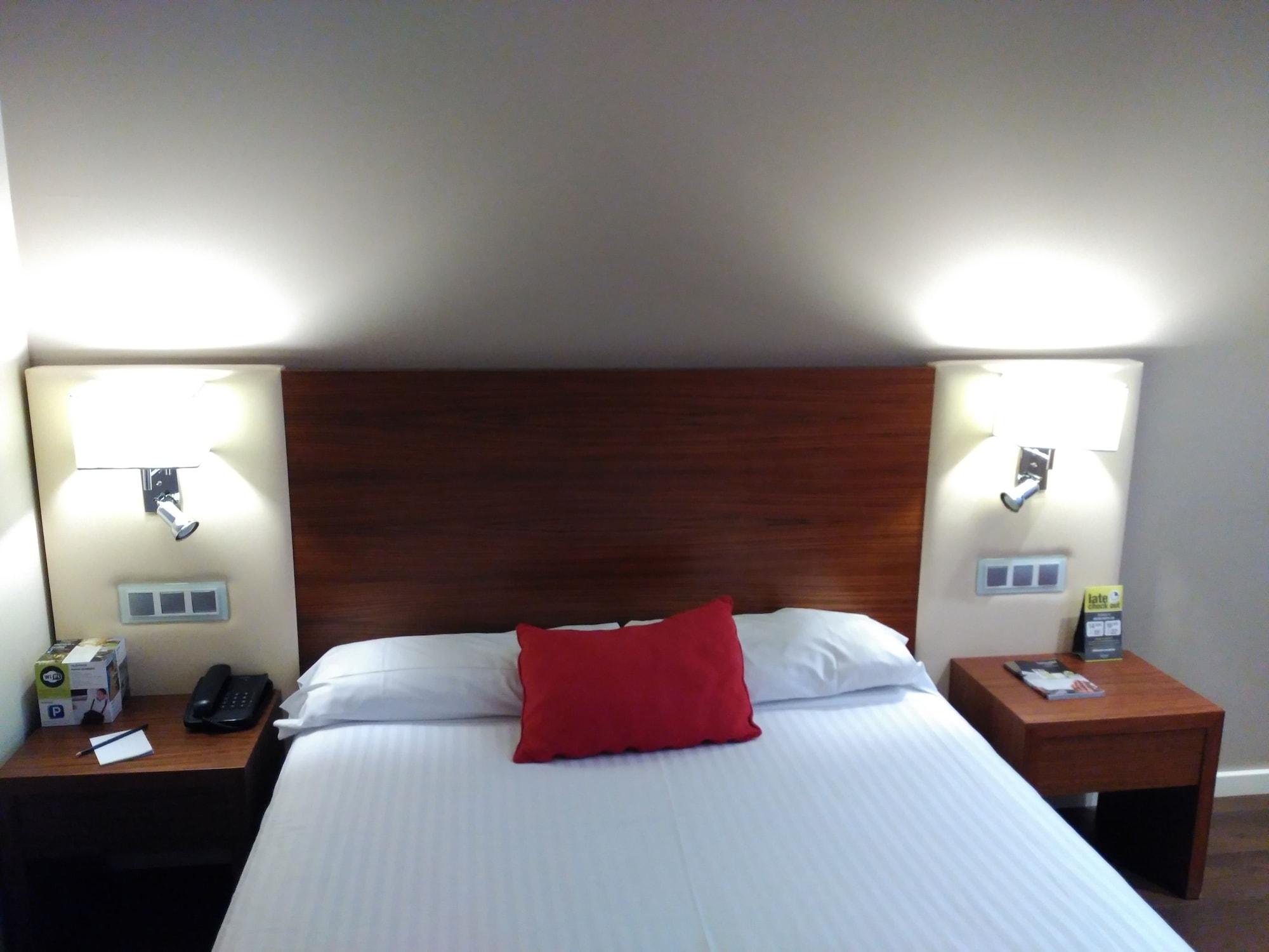 เซอร์โคเท็ล ชูแทท เดอ มอนต์คาด้า Hotel มอนต์กาดา อี เรย์ชาก ภายนอก รูปภาพ